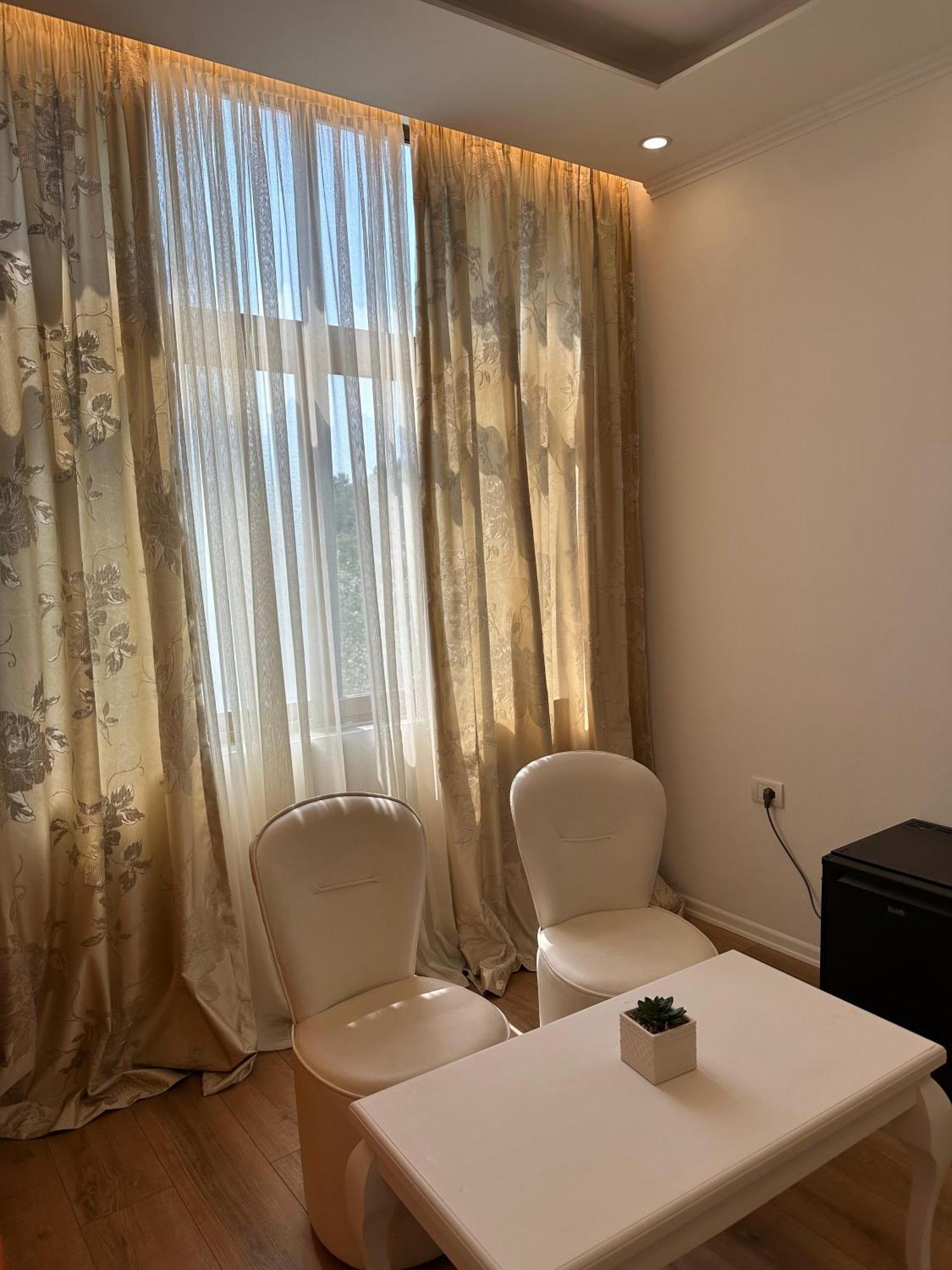 Arberia Hotell Tiranë
